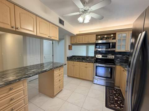 7625 NW 79th Avenue #Unit 107, Tamarac FL - photo 15 of 32