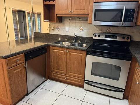 54 Matador Lane, Davie FL - photo 6 of 43