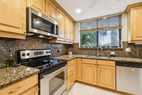 4788 Esedra Court, Lake Worth FL - photo 7 of 46