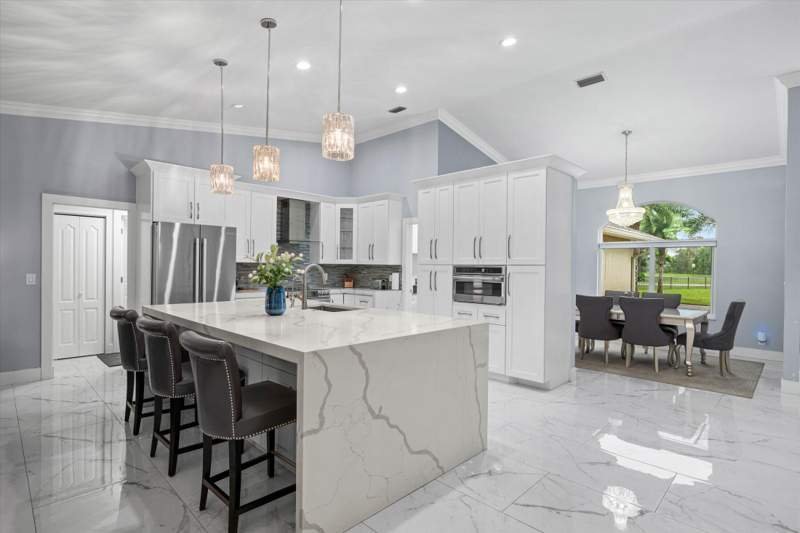 6 bedroom Single Family Residence at 12038 Key Lime Boulevard, West Palm Beach, West Palm Beach — photo 3