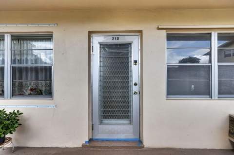 210 Canterbury J #1, West Palm Beach FL - photo 18 of 36
