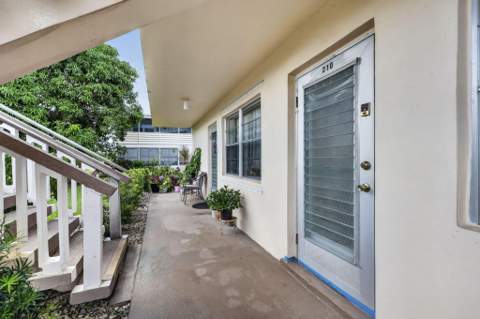 210 Canterbury J #1, West Palm Beach FL - photo 23 of 36