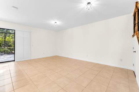 12822 Anthorne Lane, Boynton Beach FL - photo 7 of 36