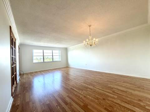 1502 S Lakeside Drive ##401, Lake Worth Beach FL - photo 13 of 41