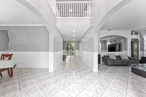 16363 Segovia Circle, Pembroke Pines FL - photo 18 of 65