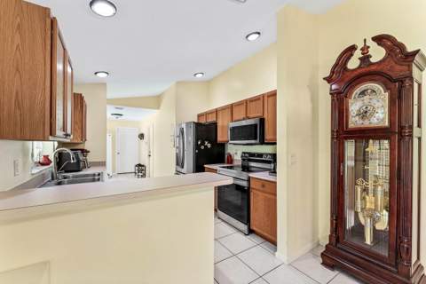 12315 66th Street, West Palm Beach FL - photo 15 of 36