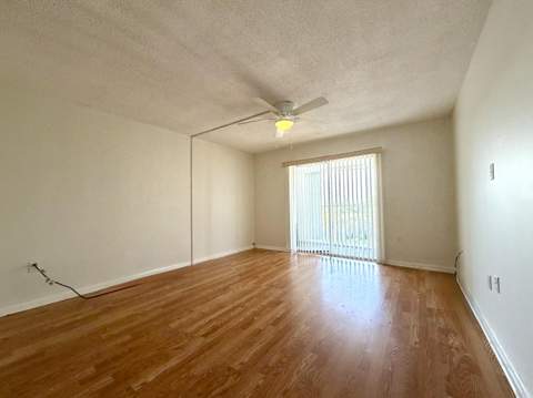 1502 S Lakeside Drive ##401, Lake Worth Beach FL - photo 22 of 41