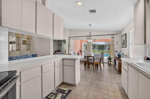 4238 Royal Oak Drive, Palm Beach Gardens FL - photo 11 of 51