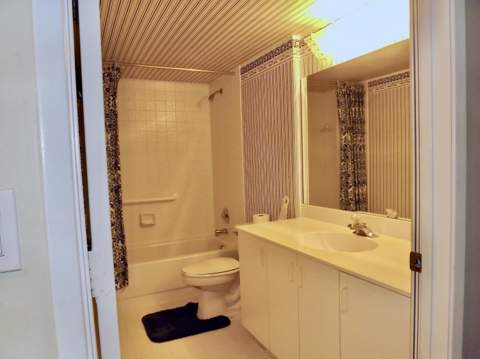 6112 Huntwick Terrace #205, Delray Beach FL - photo 19 of 33