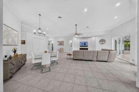 7690 La Corniche Circle, Boca Raton FL - photo 9 of 42