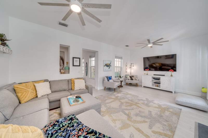3 bedroom Townhouse at 8335 NW 7th Terrace, Central Park/Peninsula Village Greens, Boca Raton — photo 2