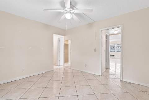 98 Norwich, West Palm Beach FL - photo 14 of 18