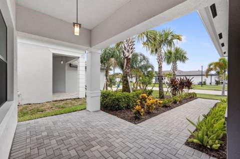 12408 SW Briny Bay Drive, Port St. Lucie FL - photo 7 of 116