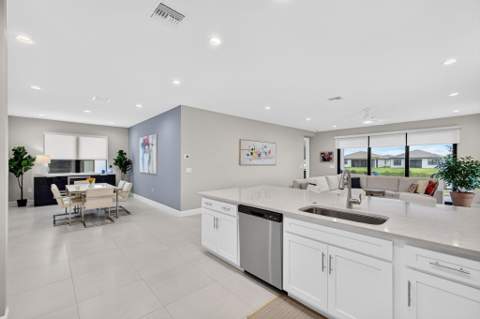 12408 SW Briny Bay Drive, Port St. Lucie FL - photo 18 of 116