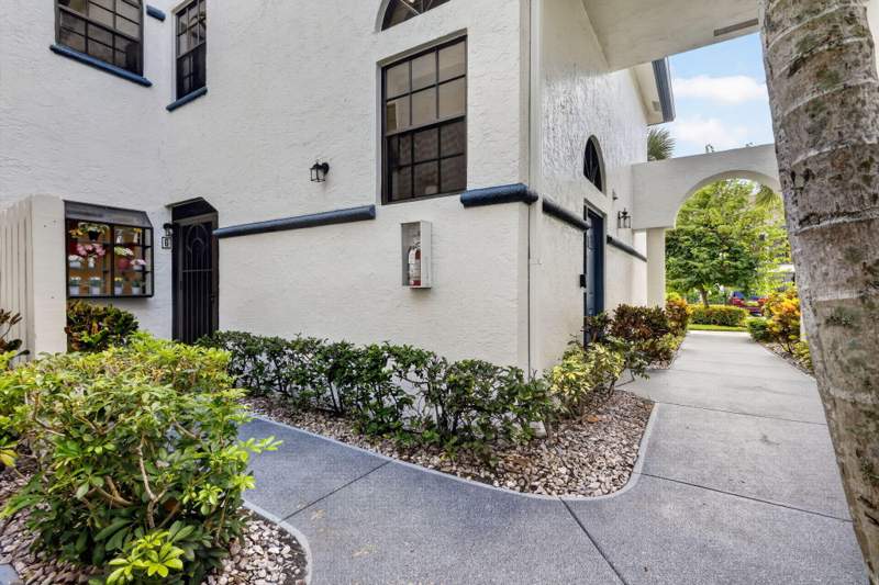 3 bedroom Condominium at 5135 Floria Drive #G, Illustre Village Condo, Boynton Beach — photo 2