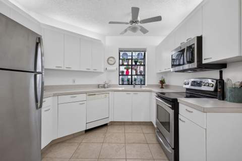 5135 Floria Drive #G, Boynton Beach FL - photo 12 of 53