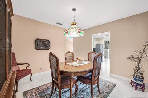 10301 Greenbriar Court, Boca Raton FL - photo 13 of 49