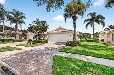 8403 Cozumel Lane, Wellington FL - photo 6 of 76