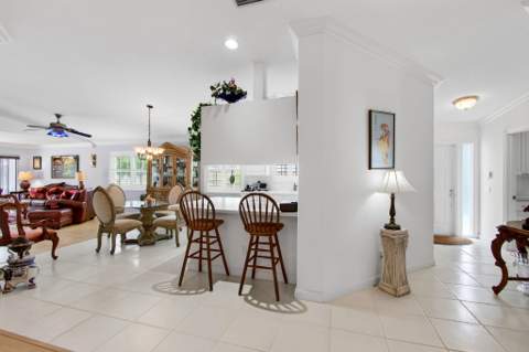8403 Cozumel Lane, Wellington FL - photo 16 of 76