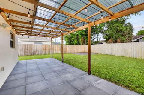 9686 SW 2nd Street, Boca Raton FL - photo 17 of 20