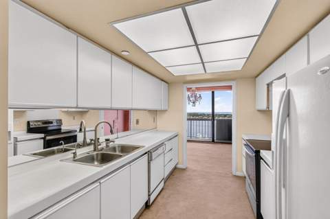 123 Lakeshore Drive #1945, North Palm Beach FL - photo 10 of 47