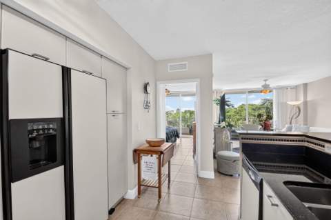 700 E Boynton Beach Boulevard #410, Boynton Beach FL - photo 11 of 74