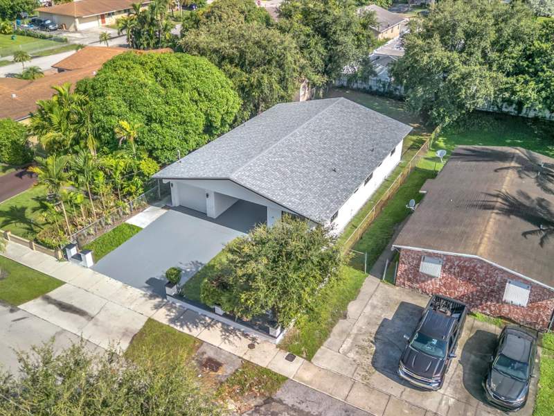 4 bedroom Single Family Residence at 4531 SW 20th Street, Carver Ranches, West Park — photo 5
