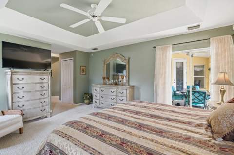 692 SW Ewing Avenue, Port St. Lucie FL - photo 11 of 33