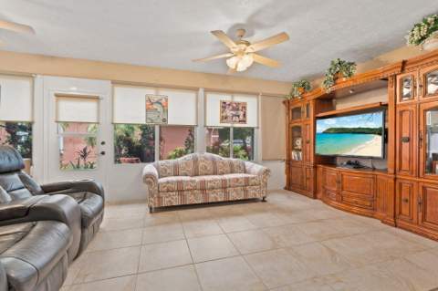 6156 Alexandria Circle, Fort Pierce FL - photo 15 of 28