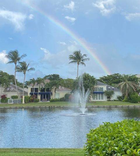 4 bedroom Single Family Residence at 3588 NW Clubside Circle, Clubside At Woodfield Country Club, Boca Raton — photo 5