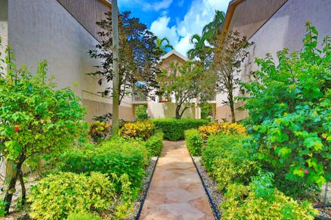 7553 Trent Drive #211, Tamarac FL - photo 6 of 42