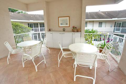 7553 Trent Drive #211, Tamarac FL - photo 8 of 42
