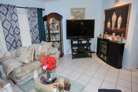 7553 Trent Drive #211, Tamarac FL - photo 15 of 42