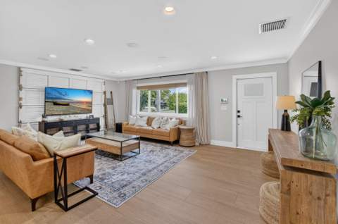 916 SW 36th Court, Boynton Beach FL - photo 11 of 83