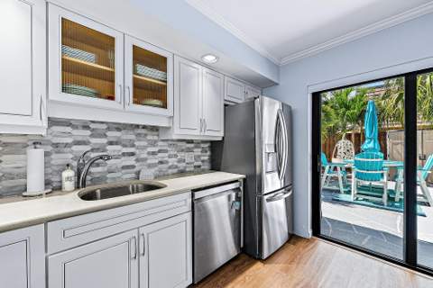 130 Ocean Cove Drive, Jupiter FL - photo 7 of 30