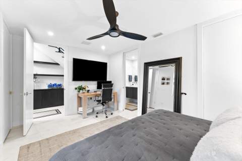 1048 N Victoria Park Road, Fort Lauderdale FL - photo 13 of 57