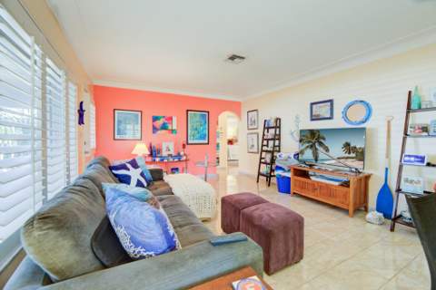 226 NE 13th Avenue, Pompano Beach FL - photo 9 of 38