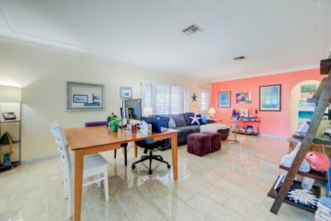 226 NE 13th Avenue, Pompano Beach FL - photo 11 of 38