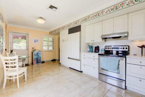 226 NE 13th Avenue, Pompano Beach FL - photo 15 of 38