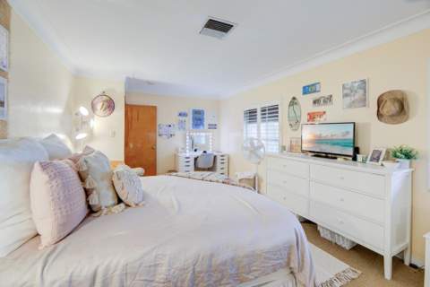 226 NE 13th Avenue, Pompano Beach FL - photo 21 of 38