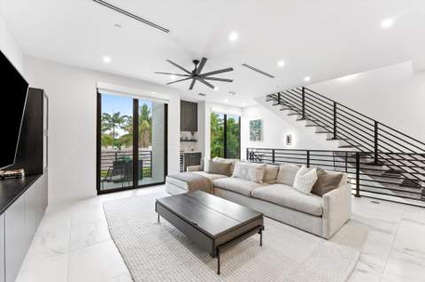1048 N Victoria Park Road, Fort Lauderdale FL - photo 20 of 57