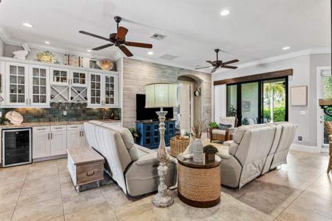 183 Calmo Circle, Port St. Lucie FL - photo 12 of 44