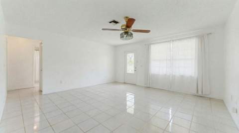 428 Alemeda Drive, Palm Springs FL - photo 7 of 15