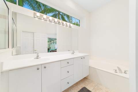 775 SW Munjack Circle, Port St. Lucie FL - photo 15 of 39
