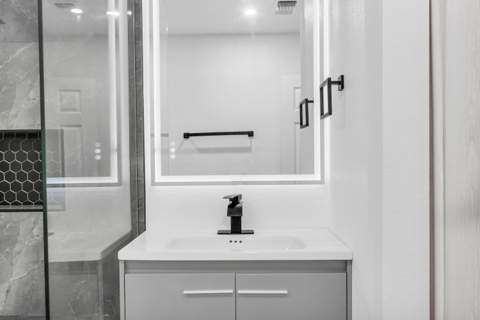 915 SW 3rd Street, Boynton Beach FL - photo 12 of 16