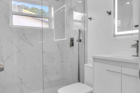 915 SW 3rd Street, Boynton Beach FL - photo 8 of 16