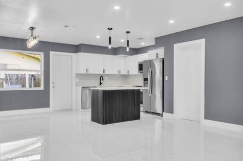 915 SW 3rd Street, Boynton Beach FL - photo 6 of 16