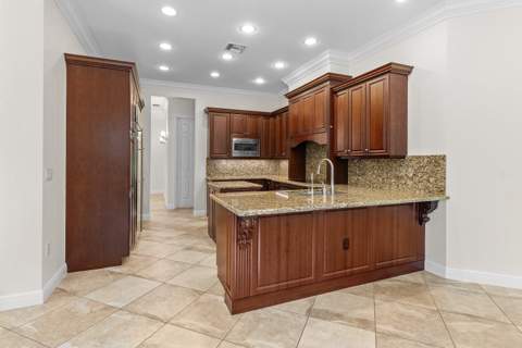 11939 Fox Hill Circle, Boynton Beach FL - photo 18 of 57