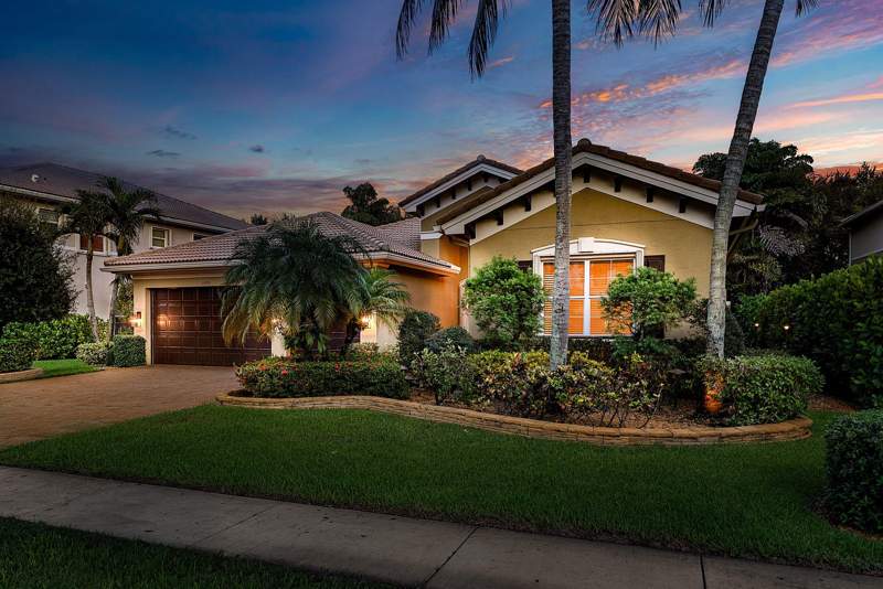 5 bedroom Single Family Residence at 11939 Fox Hill Circle, Canyon Springs, Boynton Beach — photo 5