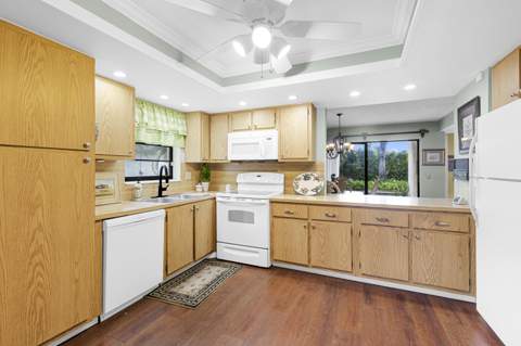 534 Deer Creek Wildwood Lane #534, Deerfield Beach FL - photo 8 of 52